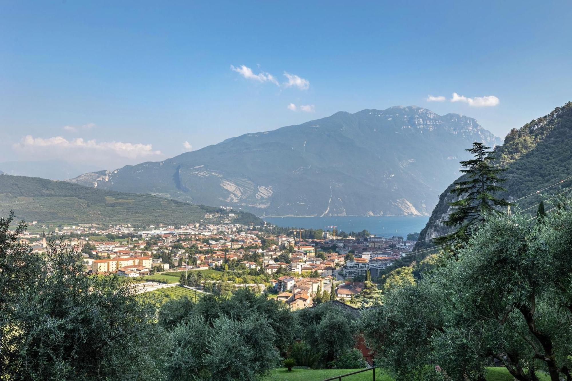 Apartmán La Terrazza Di Vincent Sul Garda Riva del Garda Exteriér fotografie